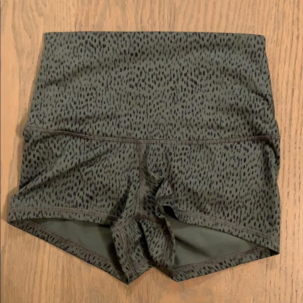 grey lulu lemon spandex